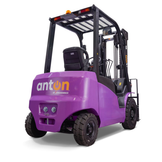 Electric forklift - CBH 2.0 | Mast 4800mm - ASS | AntOn by Jungheinrich