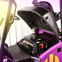 Electric forklift - CBH 2.0 | Mast 4800mm | AntOn by Jungheinrich